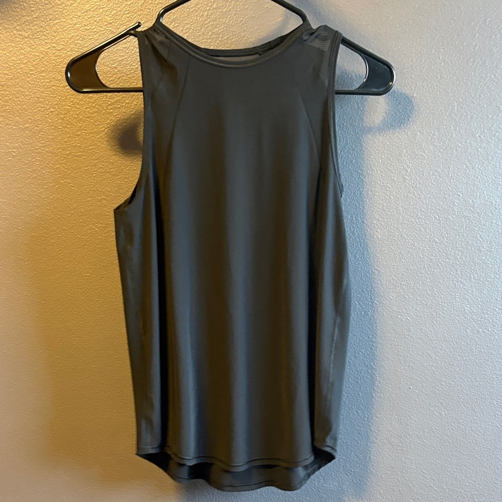 NWOT Lululemon Sculpt Tank Size 0